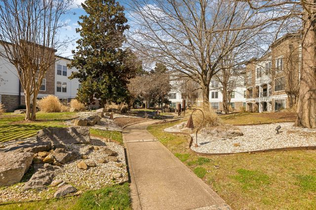 2600 Hillsboro Pike Apt 223, Nashville, TN 37212