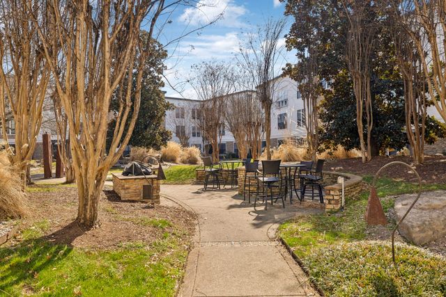 2600 Hillsboro Pike Apt 223, Nashville, TN 37212