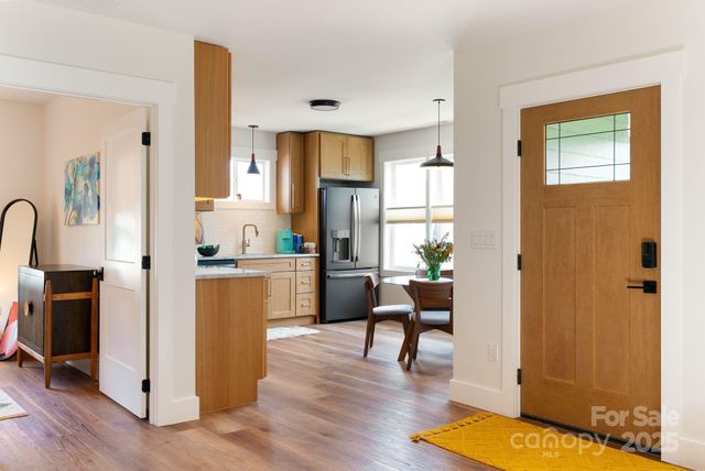 58 Balm Grove Avenue, Asheville, NC 28806