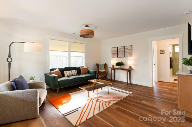 58 Balm Grove Avenue, Asheville, NC 28806