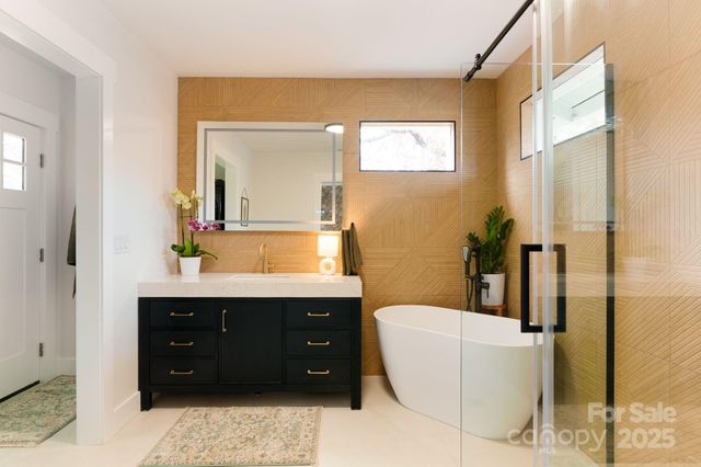 58 Balm Grove Avenue, Asheville, NC 28806