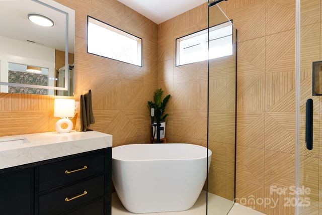 58 Balm Grove Avenue, Asheville, NC 28806