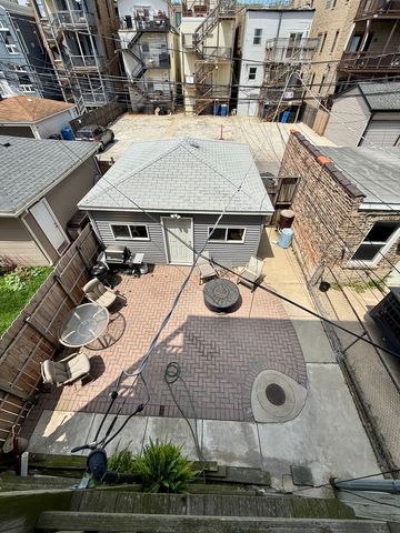 1132 W Addison Street 2, Chicago, IL 60613