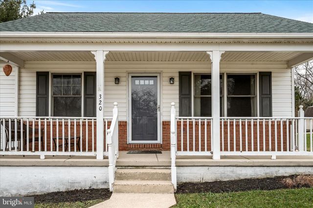 320 BEAUREGARD BLVD, Charles Town, WV 25414