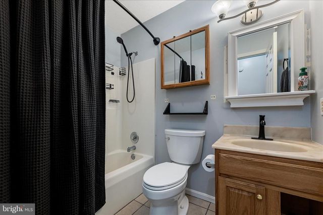 320 BEAUREGARD BLVD, Charles Town, WV 25414