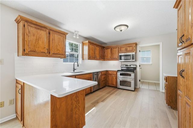 625 SE Shiloh Drive, Lee's Summit, MO 64063