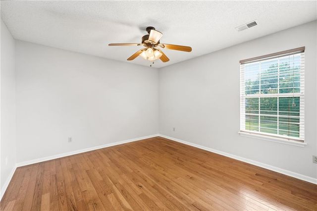 625 SE Shiloh Drive, Lee's Summit, MO 64063