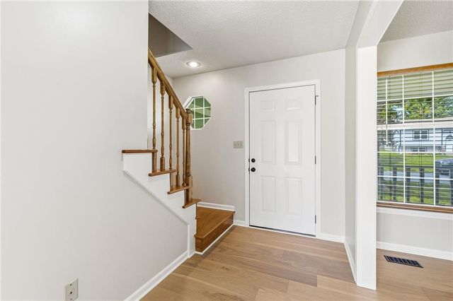625 SE Shiloh Drive, Lee's Summit, MO 64063