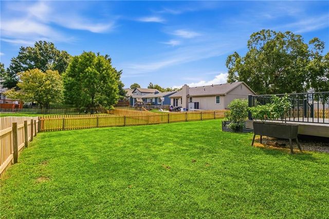 625 SE Shiloh Drive, Lee's Summit, MO 64063