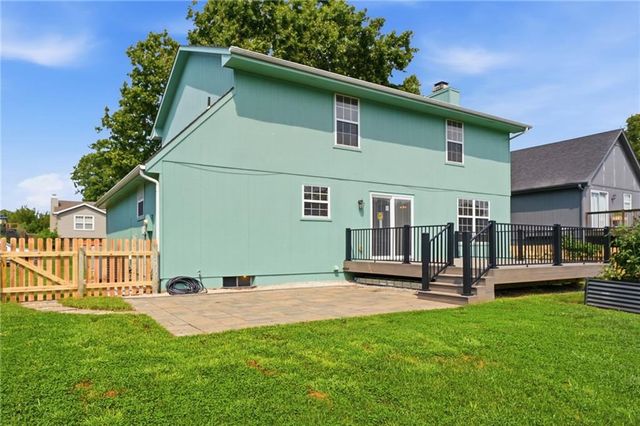 625 SE Shiloh Drive, Lee's Summit, MO 64063