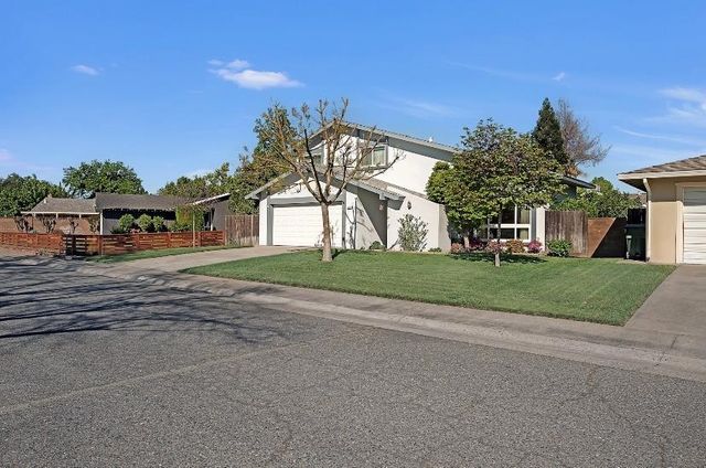 2836 Adirondack Way, Sacramento, CA 95827