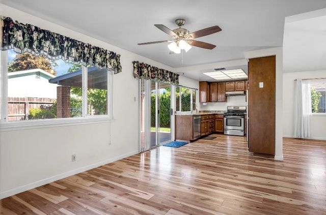 2836 Adirondack Way, Sacramento, CA 95827