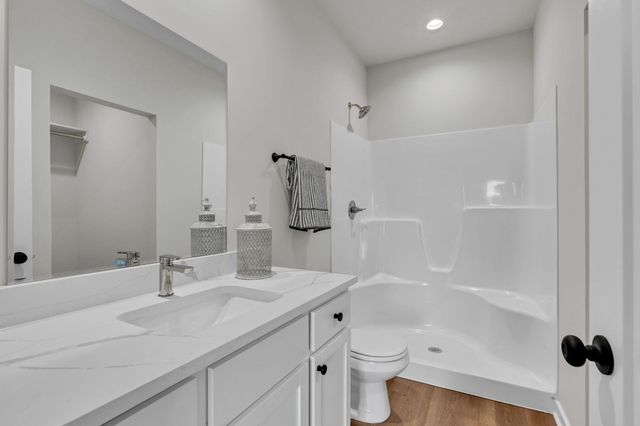 244 & 246 N Gowen St, Goddard, KS 67052