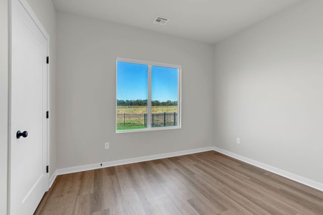244 & 246 N Gowen St, Goddard, KS 67052