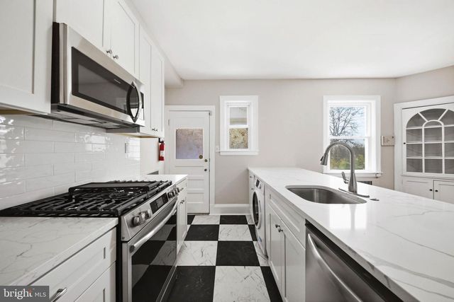 500 PARK AVE, Baltimore, MD 21204