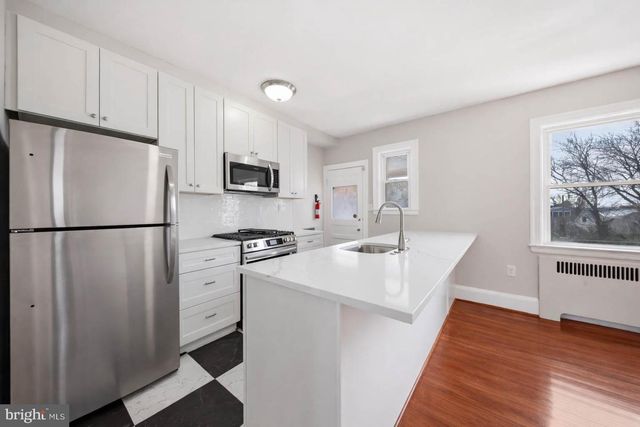 500 PARK AVE, Baltimore, MD 21204