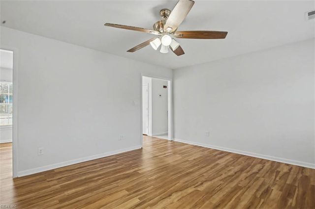 636 Village Green PW, Newport News, VA 23602