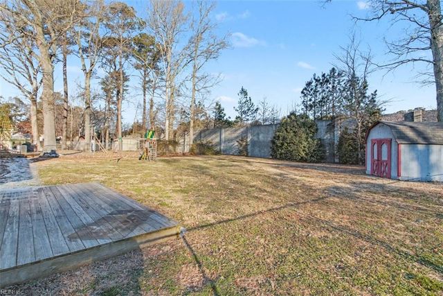 636 Village Green PW, Newport News, VA 23602