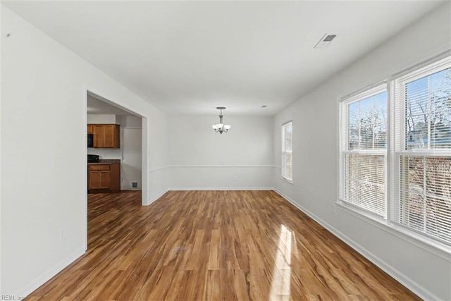 636 Village Green PW, Newport News, VA 23602