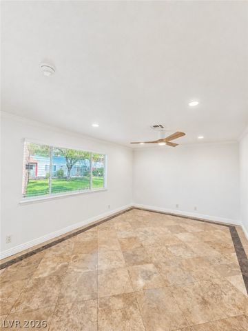 193 Greenbriar Townhouse Way, Las Vegas, NV 89121
