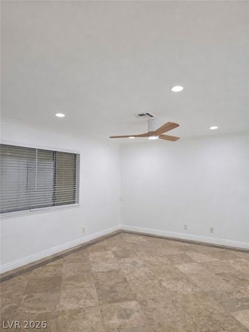 193 Greenbriar Townhouse Way, Las Vegas, NV 89121