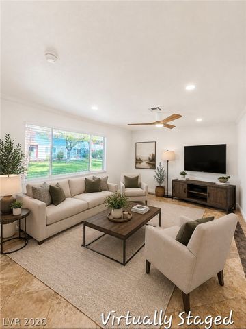 193 Greenbriar Townhouse Way, Las Vegas, NV 89121
