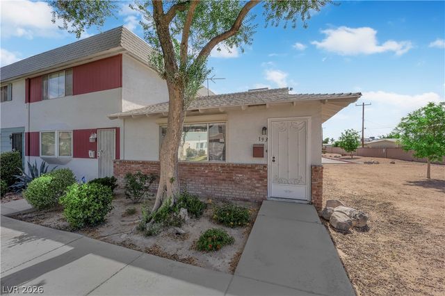 193 Greenbriar Townhouse Way, Las Vegas, NV 89121