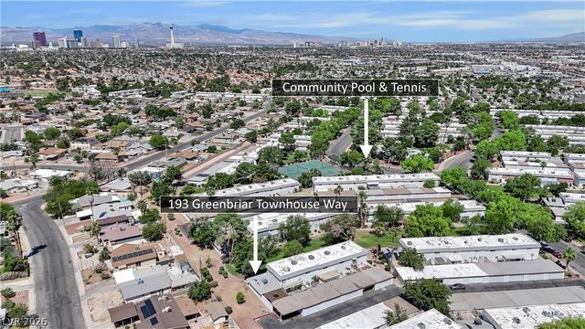 193 Greenbriar Townhouse Way, Las Vegas, NV 89121