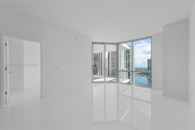851 NE 1st Ave 4305, Miami, FL 33132