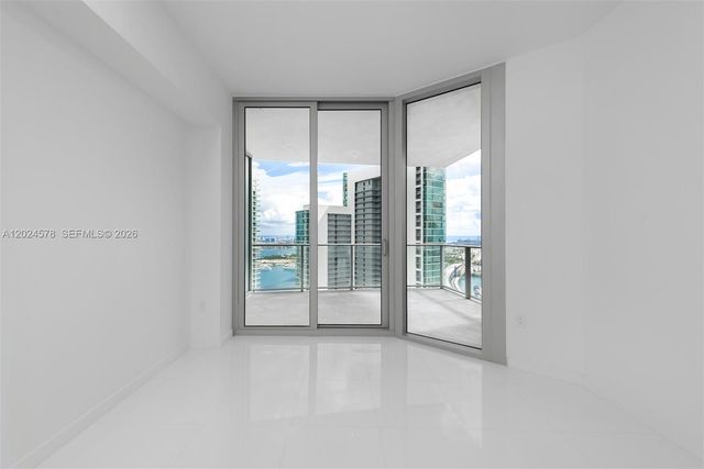851 NE 1st Ave 4305, Miami, FL 33132