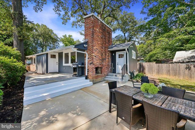 8407 TAHONA DR, Silver Spring, MD 20903