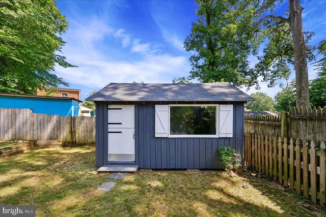 8407 TAHONA DR, Silver Spring, MD 20903