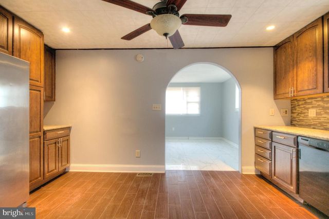 32 FAIRMOUNT AVE, Lindenwold, NJ 08021