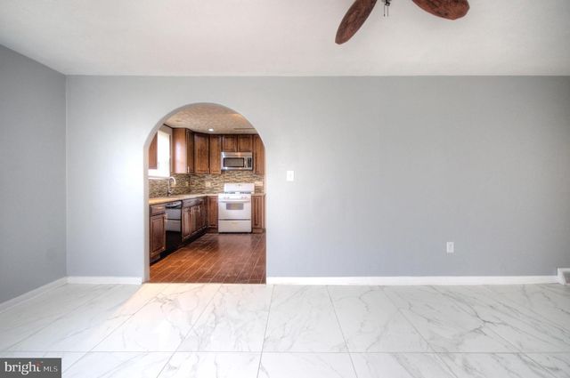 32 FAIRMOUNT AVE, Lindenwold, NJ 08021