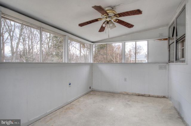 32 FAIRMOUNT AVE, Lindenwold, NJ 08021