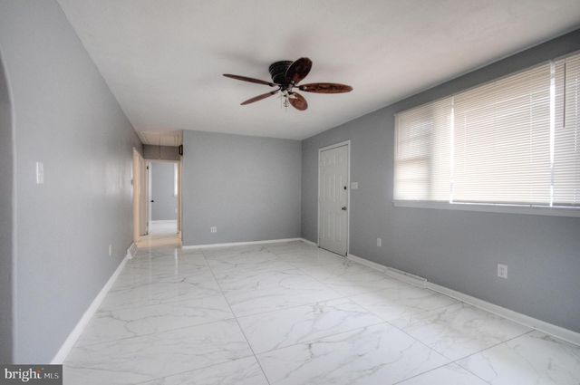 32 FAIRMOUNT AVE, Lindenwold, NJ 08021