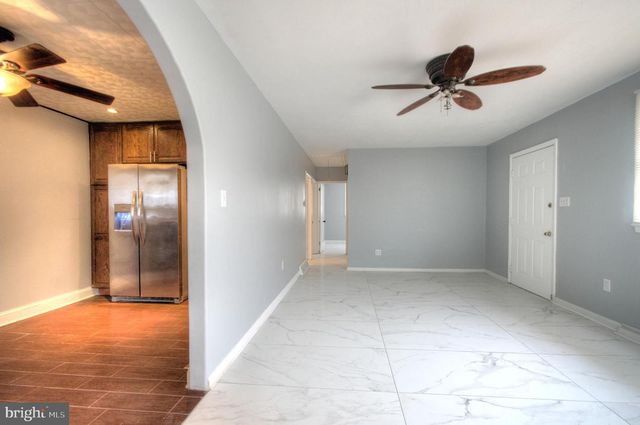 32 FAIRMOUNT AVE, Lindenwold, NJ 08021