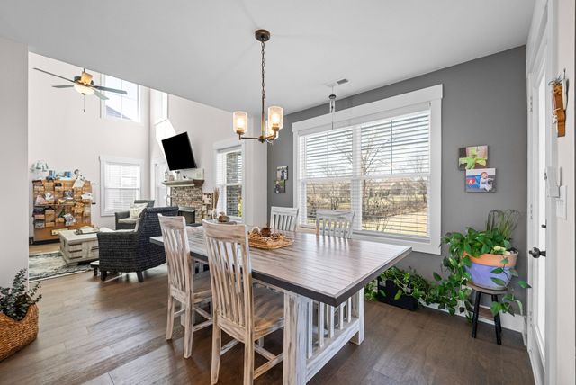 1525 Collins View Way, Clarksville, TN 37043