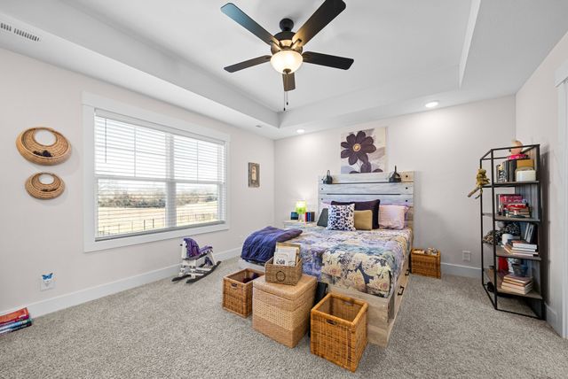 1525 Collins View Way, Clarksville, TN 37043