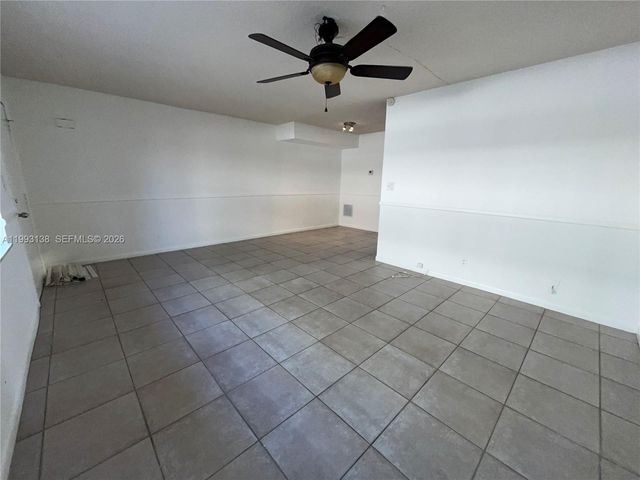 1100 SE 4th Ave 16, Deerfield Beach, FL 33441