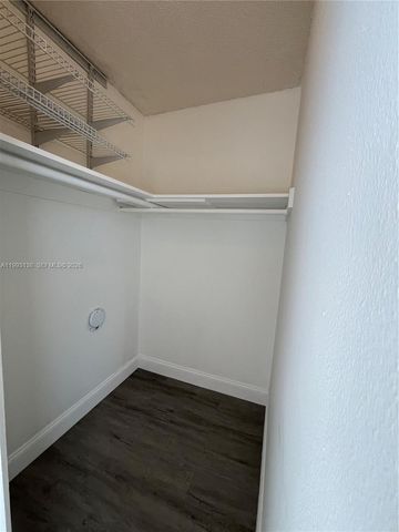 1100 SE 4th Ave 16, Deerfield Beach, FL 33441