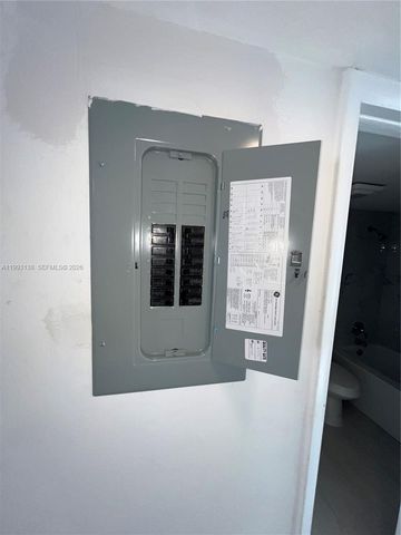 1100 SE 4th Ave 16, Deerfield Beach, FL 33441