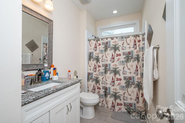 209 Wood Street, Mount Holly, NC 28120