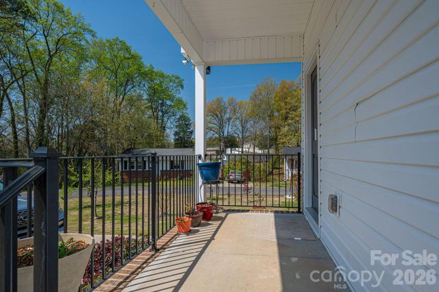 209 Wood Street, Mount Holly, NC 28120