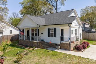 209 Wood Street, Mount Holly, NC 28120