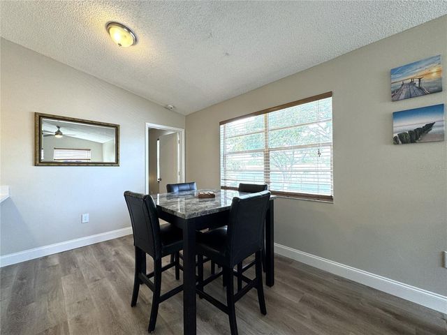 3811 59TH AVENUE W 3811, Bradenton, FL 34210