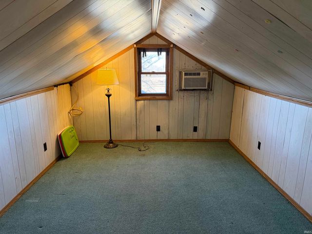 8897 S 1075 W Road, Owensville, IN 47665