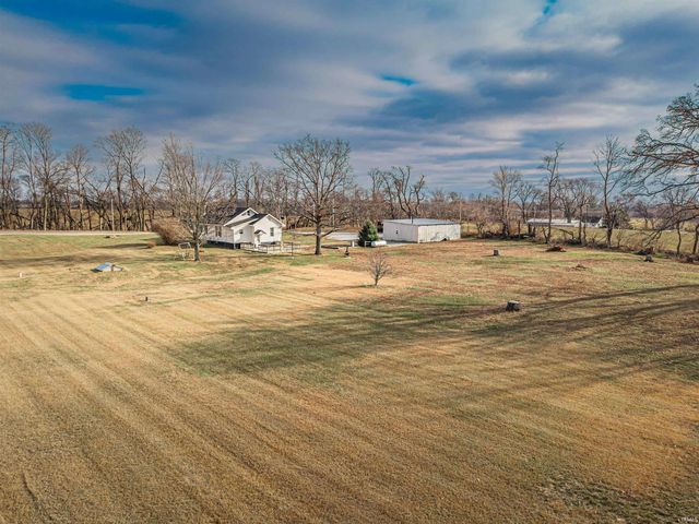 8897 S 1075 W Road, Owensville, IN 47665