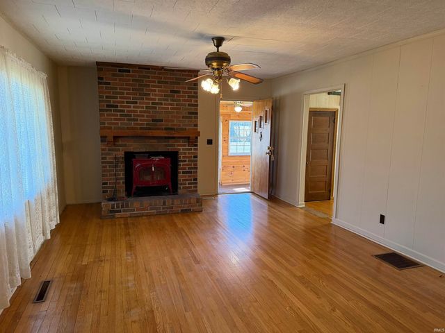 8897 S 1075 W Road, Owensville, IN 47665