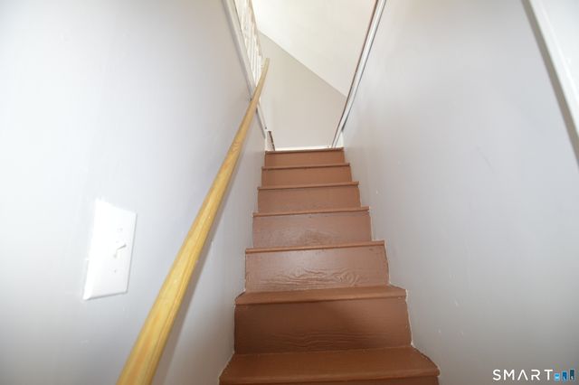 203 Main Street 2nd fl, West Haven, CT 06516